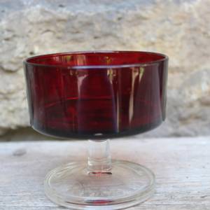 1 rubinrote Dessertschale Sektschale LUMINARC  Verrerie d'Arques 70er Jahre France Bild 1