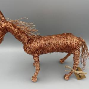 Pferd Skulptur aus Draht - verkupfert Bild 2