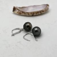 Geschenk Tahiti-Perlen-Ohrringe schwarz, fast rund 10 x10,5 mm 925 Silberhaken Geburtstag Muttertag Bild 2