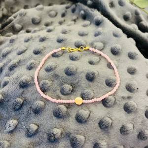 Zartes Perlenarmband „Candies“, verschieden farbige Rocailles in poppigen Farben mit Herz Detail, Hummerverschluss, Miyu Bild 4