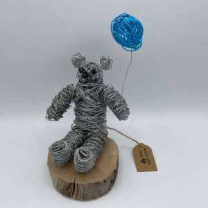 Teddybär mit Luftballon aus Draht Bild 1