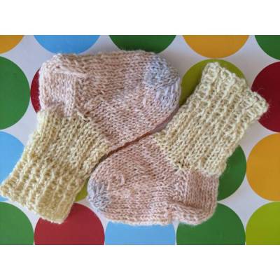 BabySöckchen - Neugeborenen-Socken zartgelb - apricot - pastellviolett