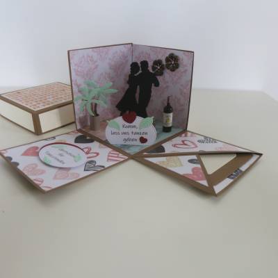 Explosionsbox aus Papier – Liebevoller Gutschein für Tanzstunden und Zeit zu zweit