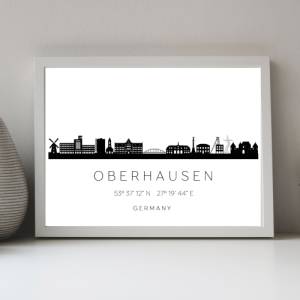 Poster OBERHAUSEN SKYLINE mit Koordinaten | Heimat Stadt | Stadtposter | Personalisiert | Sehenswürdigkeiten Geschenk Ku Bild 1