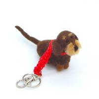 Schlüsselanhänger Dackel braun aus Filz, handgearbeitet, einmaliges Geschenk für Dackel-Besitzer, Taschenanhänger Bild 1