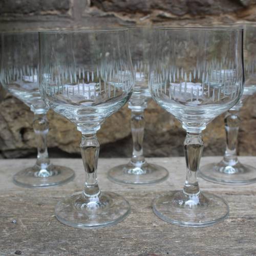 5 Weingläser Kristallglas geschliffene Streifen Gläser 60er 70er Jahre  DDR GDR