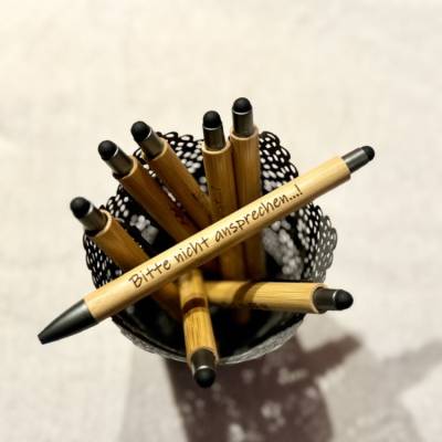 Bitte nicht ansprechen - Kuli mit Spruch, lustiger Kugelschreiber mit Gravur, Bambus - originelle Geschenkidee