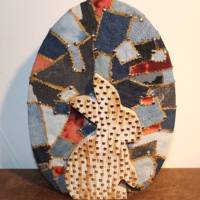 Osterdeko JEANS-EI  Collage auf einem Holzei aus Jeans und Metallplättchen im Shabby-Stil bemalt mit Acrylfarben Bild 1