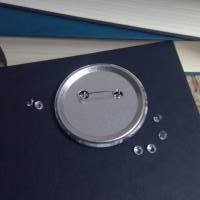Ein wunderschöner bookish Button / Badge / Anstecker 58mm Durchmesser Reader Bild 3