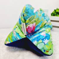 Traumhaft schöner Leseknochen mit Seerosen Wasserlilien in Aquarell 2 verschiedene Stoffe blau Deko Kissen Nackenkissen Bild 6