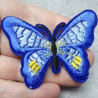 Blau gelb  Schmetterling   Patch Applikation gestickt Aufbügler Bild 1