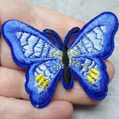 Blau gelb  Schmetterling   Patch Applikation gestickt Aufbügler 