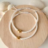 Armband aus weißen Miyuki Perlen mit Metallperle Herz oder Krone, Geschenkverpackung Bild 3