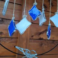 Handgemacht Windspiel Sonnenfänger aus Glas Blau Weiß Gartendekoration, Baumdekoration, Fensterdekoration Geschenk Bild 2