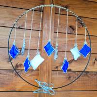Handgemacht Windspiel Sonnenfänger aus Glas Blau Weiß Gartendekoration, Baumdekoration, Fensterdekoration Geschenk Bild 3