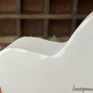 weißes Dalapferd im Skandi-Stil aus Keramikgießmasse, zu Weihnachten und für die Adventszeit Bild 6