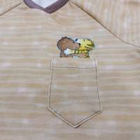 T-Shirt mit Brusttasche, Janosch beige, Gr. 68-146 Bild 3
