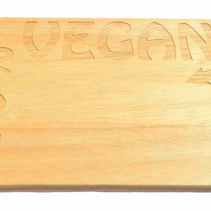 Frühstücksbrett 100% vegan Gravur Holz veggie Brotbrett - Geschenk für Veganer Bild 4