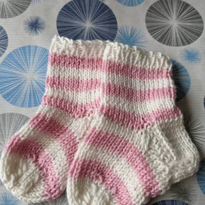 BabySöckchen Neugeborenen Ringelsocken rosa - weiß geringelt