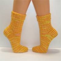 Einzelpaar - handgestrickte Damensocken, Strümpfe Gr. 41-42, Socken in sonnengelb und orange Bild 2