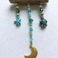 Windspiel „Goldmond“ - Deko-Anhänger mit Mond, Glas-Kristallen, Glasperlen, Ozean-Jaspis, Rocailles türkis Bild 5