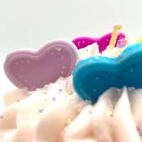 Rainbow Glow Cupcake - Duftkerze - Duft nach Flieder Bild 5