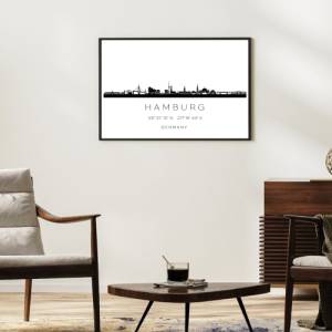 Poster HAMBURG SKYLINE mit Koordinaten | Heimat Stadt | Stadtposter | Personalisiert | Sehenswürdigkeiten Geschenk | Kun Bild 3
