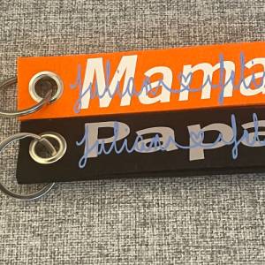 Personalisierter Schlüsselanhänger aus Filz / Mama / Oma / Papa / Mom / Dad Bild 2