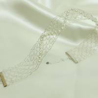 Zarter Brautschmuck - Perlenchoker geklöppelt aus kräftigem Silberdraht mit 36 eingearbeiteten Wachsperlen Bild 5
