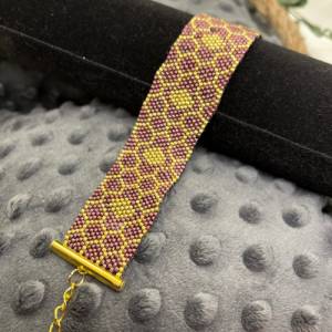 Elegantes Armband „Honigwaben“, kleine Rocailles Perlen, in seidenmatt lila-metallic und gold, Miyuki Bild 7