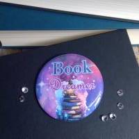 Ein wunderschöner bookish Button / Badge / Anstecker 58mm Durchmesser Book Dreamer Bild 2