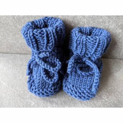 Edle Babyschühchen aus Wolle dunkelblau