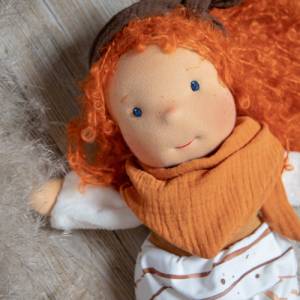 Puppe Mira nach Waldorfart, Stoffpuppe für Kinder, weiche Schmusepuppe, Wegbegleiter für Mädchen rothaarige Puppe Bild 1
