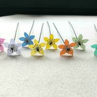 Kleine Blumenstecker in 8 verschiedenen Farben mit silbernen Blütenstempel Bild 2