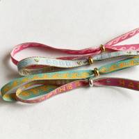 „Beach Vibes“ clean - Maritime gewebte Armbänder in sommerlichen Farben mit Schriftzug Bild 2
