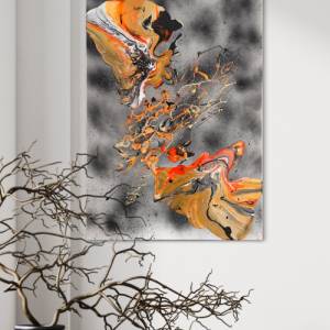 Abstraktes “Clash” Gemälde - 50x70cm - Schwarz, Beige, Weiß, Gold, Silber, Neon Orange auf besprühter Leinwand - Acryl u Bild 4