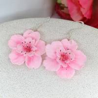 Ohrringe Kirschblüte, rosa Blumenohrringe, Frühlingsohrringe, Sakura Ohrringe, realistische Blumen Schmuck Bild 1