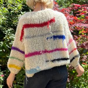 Mohairsweater handgestricktes Einzelstück aus Bouclé Garn Bild 6