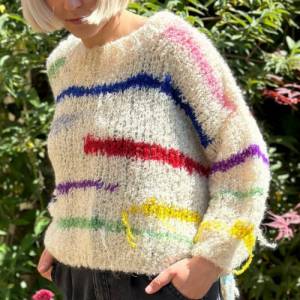 Mohairsweater handgestricktes Einzelstück aus Bouclé Garn Bild 8