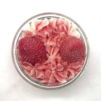 Frozen Strawberry Duftkerze - large - Duft nach Erdbeeren Bild 8