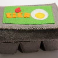 Eierschachtel / Eierkarton aus Filz handgenäht mit 6 Eiern für Kinderküche, Kaufladen, Spielküche Bild 2