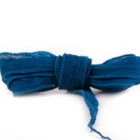 Seidenband Crinkle Crêpe Marineblau 1m 100% Seide handgenäht und handgefärbt Schmuckband Wickelar Bild 2
