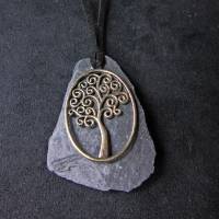Halskette, Amulett mit Lebensbaum auf Schieferplättchen Bild 4