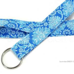 Schlüsselband lang blau weiß Blumen, Schlüsselanhänger Karabiner Schlüsselring, Ausweisband, BuntMixxDESIGN Bild 2