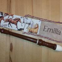 Flötentasche mit Namen - Pferde braun  (mit optionalen Zubehörfach / Fütterung / Halsband) Bild 1