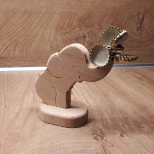 Elefant aus Holz * Buche  Eiche * Geschenk für Männer * Deckelbaum * Kronkorkensammler * Vatertag * Bild 1