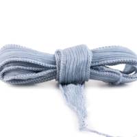 Seidenband Crinkle Crêpe Eisblau 1m 100% Seide handgenäht und handgefärbt Schmuckband Wickelarmband Bild 2