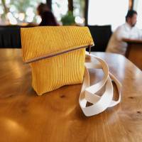 Foldover Crossbodybag aus Cord in Currygelb, Umhängetasche, handmade, Mini, Schultergurt wählbar Bild 1
