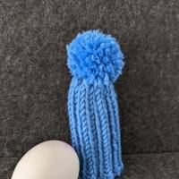 Süße Pudelmützen Eierwärmer aus Wolle kornblau Bild 1