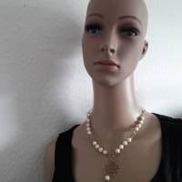 Wunderschöne Halskette, weißer Türkis  mit Goldfluss mit Goldschimmer Bild 7